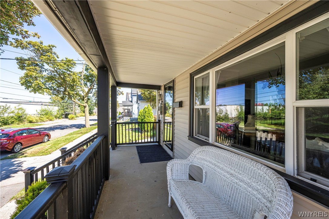 51 Danforth Street Buffalo, NY 14213 - Photo 4 of 39 Covered Porch