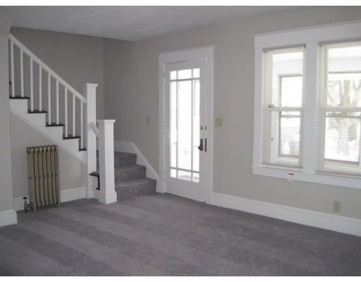 38 Chilson Street Springfield, MA 01118 - Photo 4 of 18 Gallery Image 4