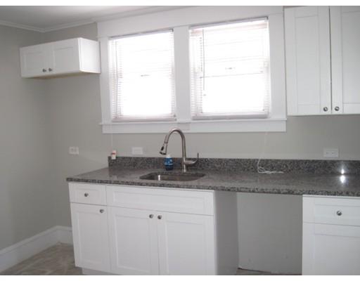 38 Chilson Street Springfield, MA 01118 - Photo 8 of 18 Gallery Image 8