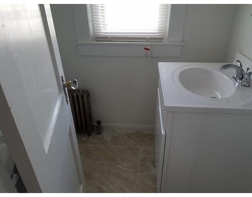 38 Chilson Street Springfield, MA 01118 - Photo 10 of 18 Gallery Image 10