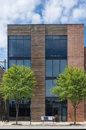 $899,000 | 622 North Ashland Avenue, Unit 2, Chicago, IL 60622