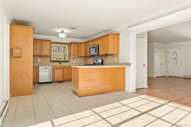 $514,900 | 9 Simenovsky Drive, Haverstraw, NY 10927