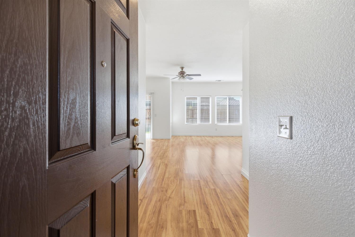 3920 Mt Ritter Court Stockton, CA 95212 - Photo 6 of 38