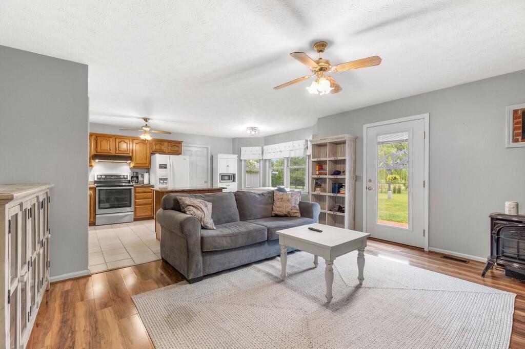 95 Tuggle Road Danville, KY 40422 - Photo 11 of 36 IMG_7579