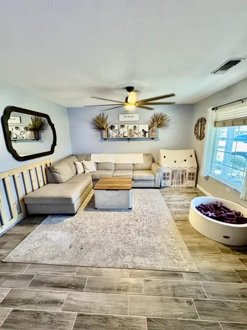 $326,999 | 369 North 10th Street, Blythe, CA 92225