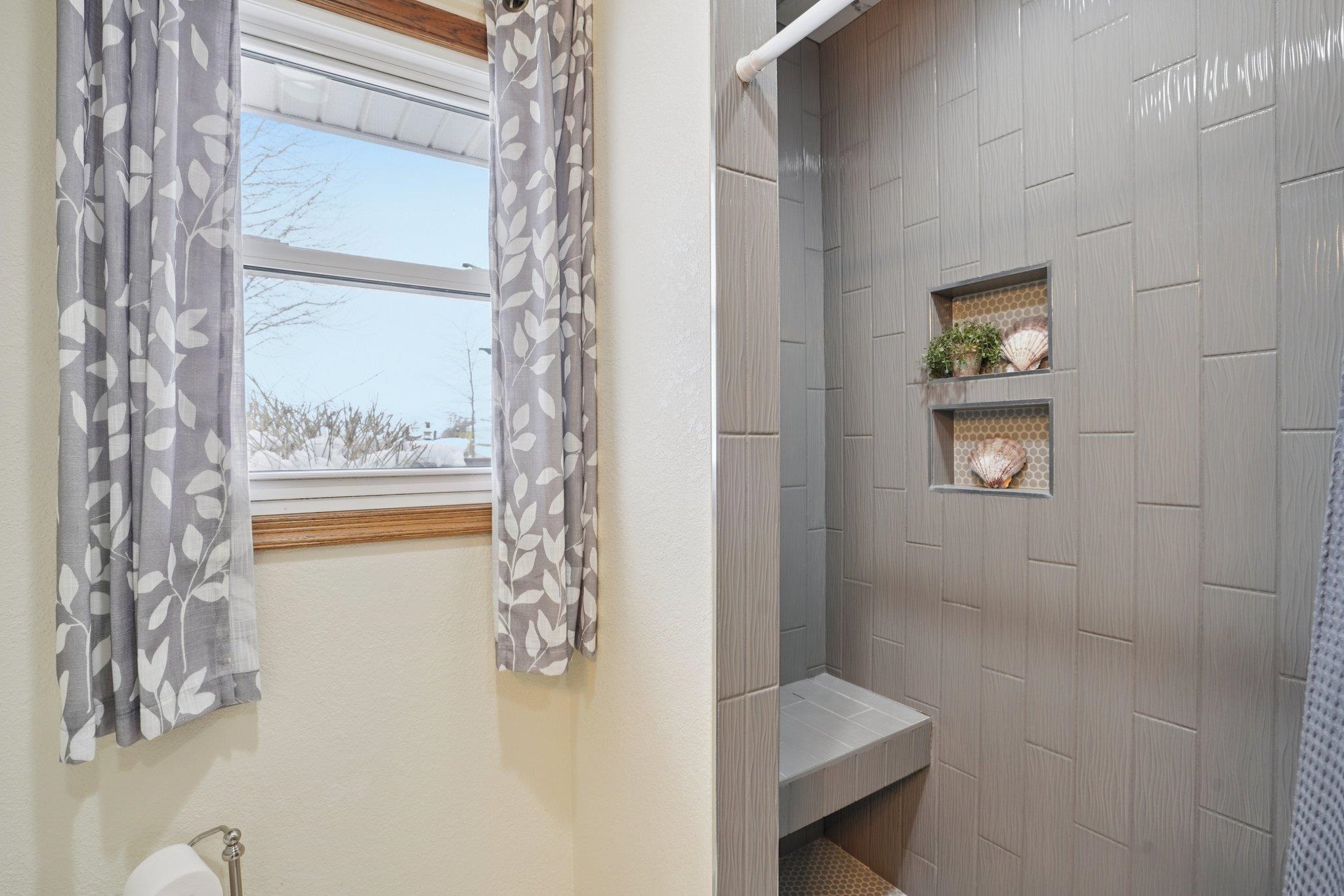 5665 Oak Park Road Marshall, WI 53559 - Photo 34 of 83