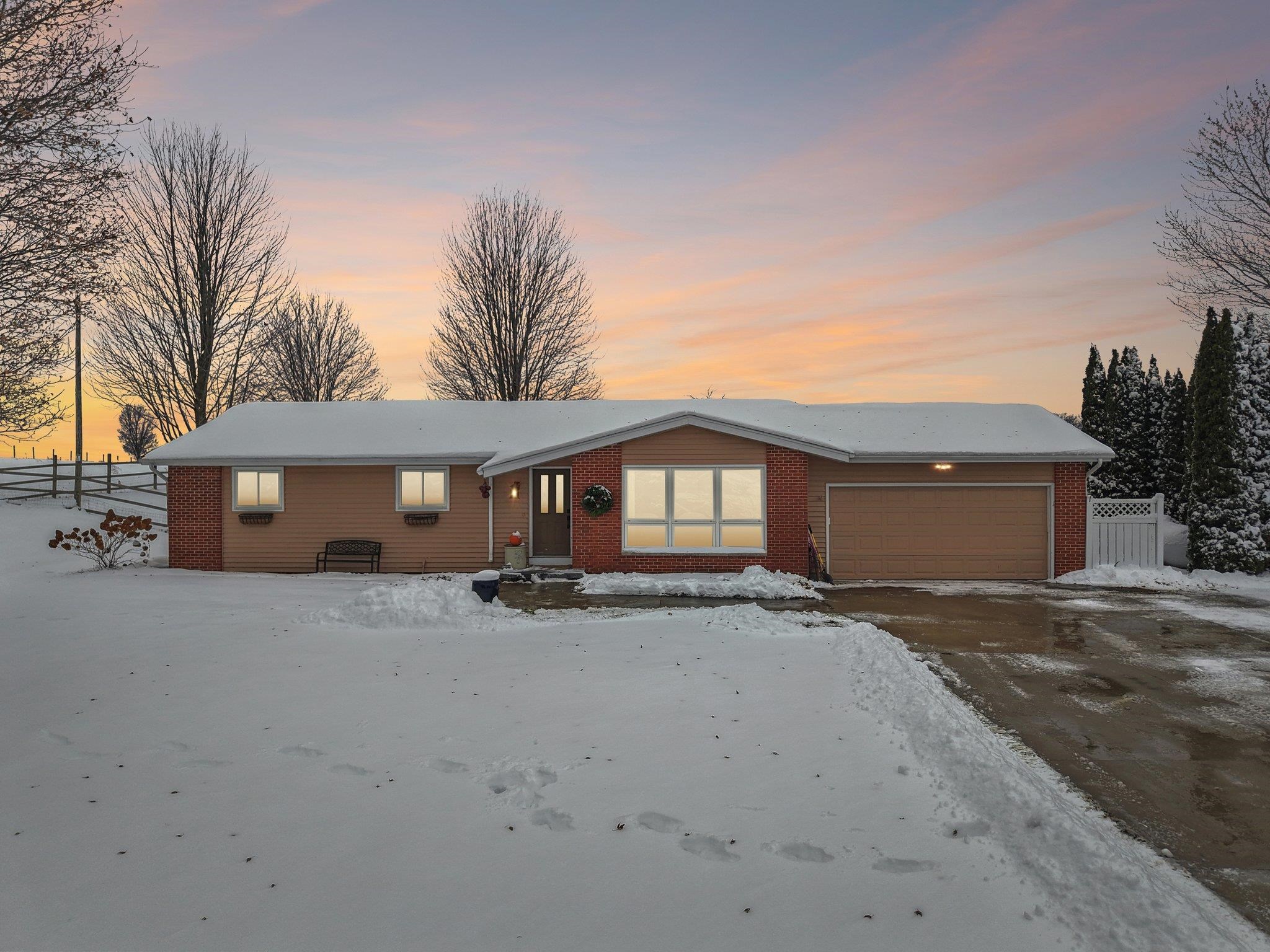 5665 Oak Park Road Marshall, WI 53559 - Photo 4 of 83