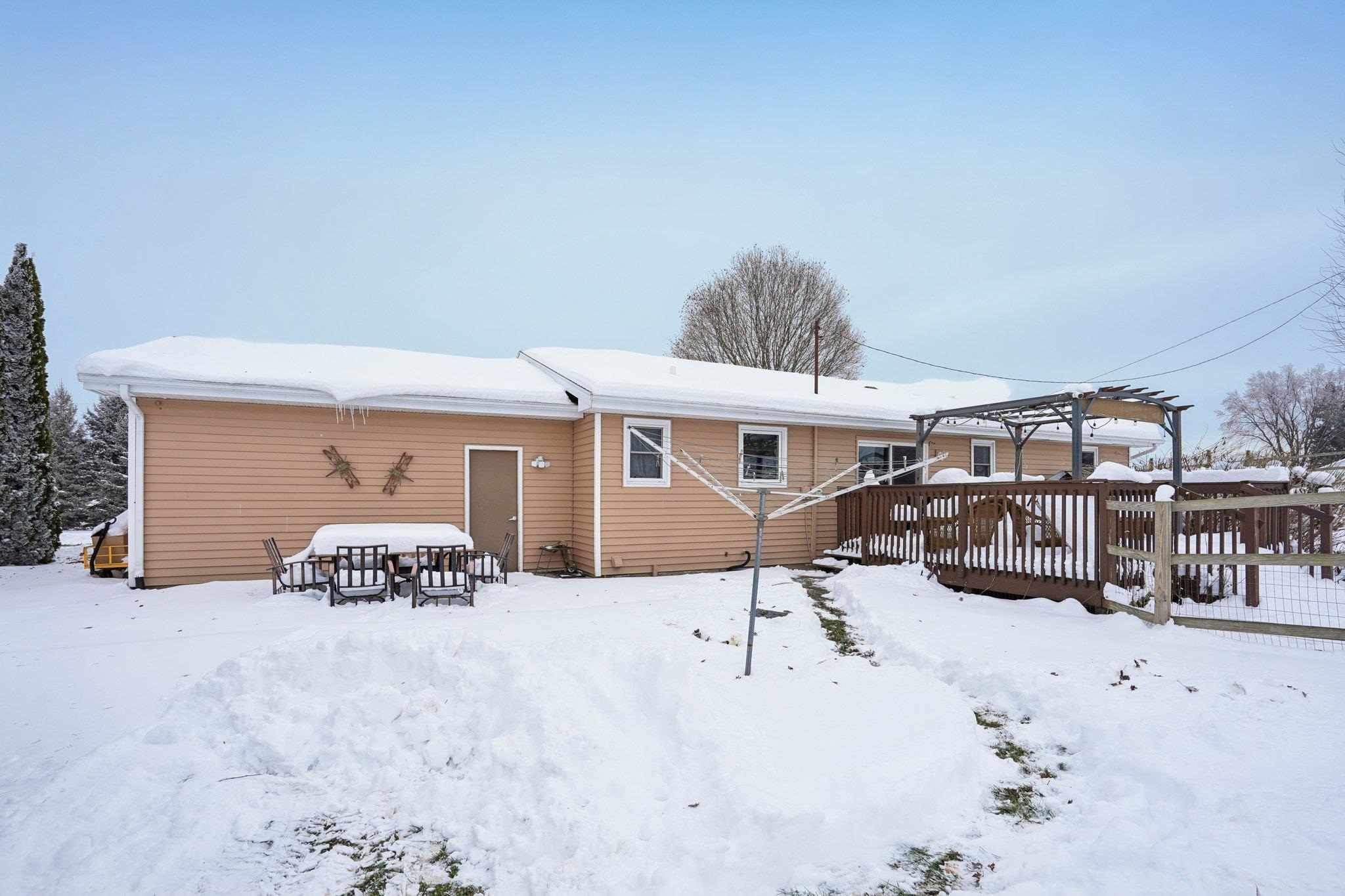 5665 Oak Park Road Marshall, WI 53559 - Photo 47 of 83