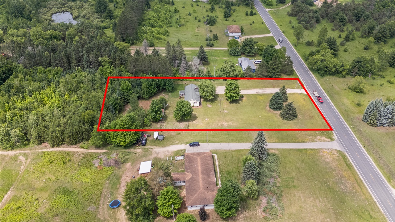 3522 South 37 Road Cadillac, MI 49601 - Photo 5 of 45
