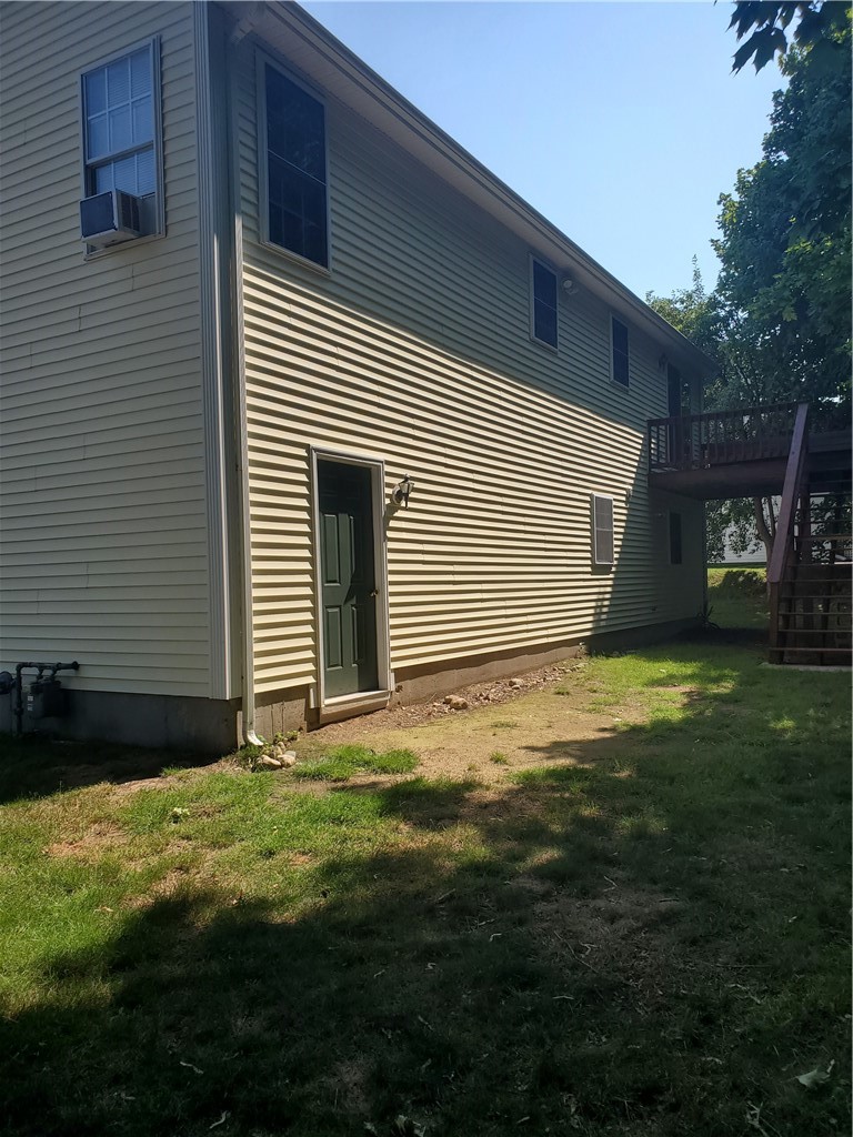 91 Oregon Avenue Woonsocket, RI 02895 - Photo 7 of 24
