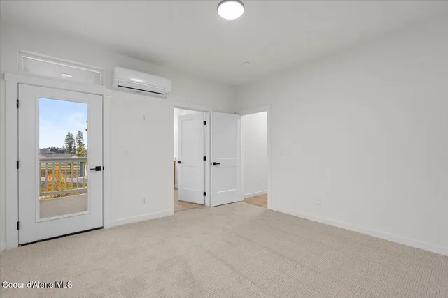 $439,900 | 351 East Grosbeak Avenue, Hayden, ID 83835