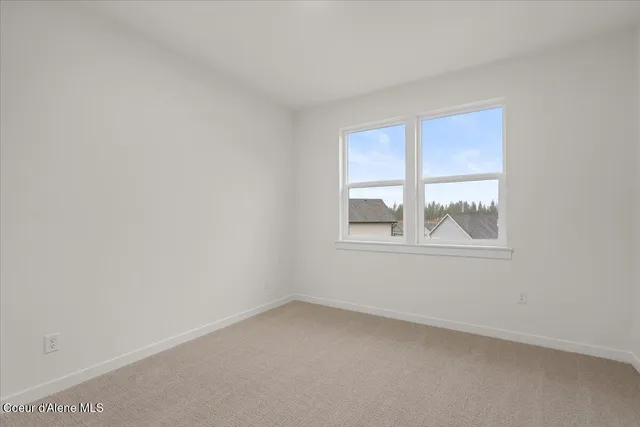 $439,900 | 351 East Grosbeak Avenue, Hayden, ID 83835