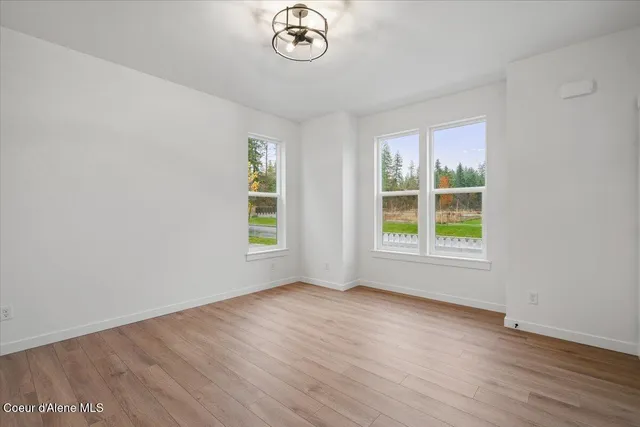 $439,900 | 351 East Grosbeak Avenue, Hayden, ID 83835