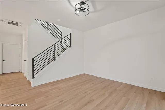 $439,900 | 351 East Grosbeak Avenue, Hayden, ID 83835