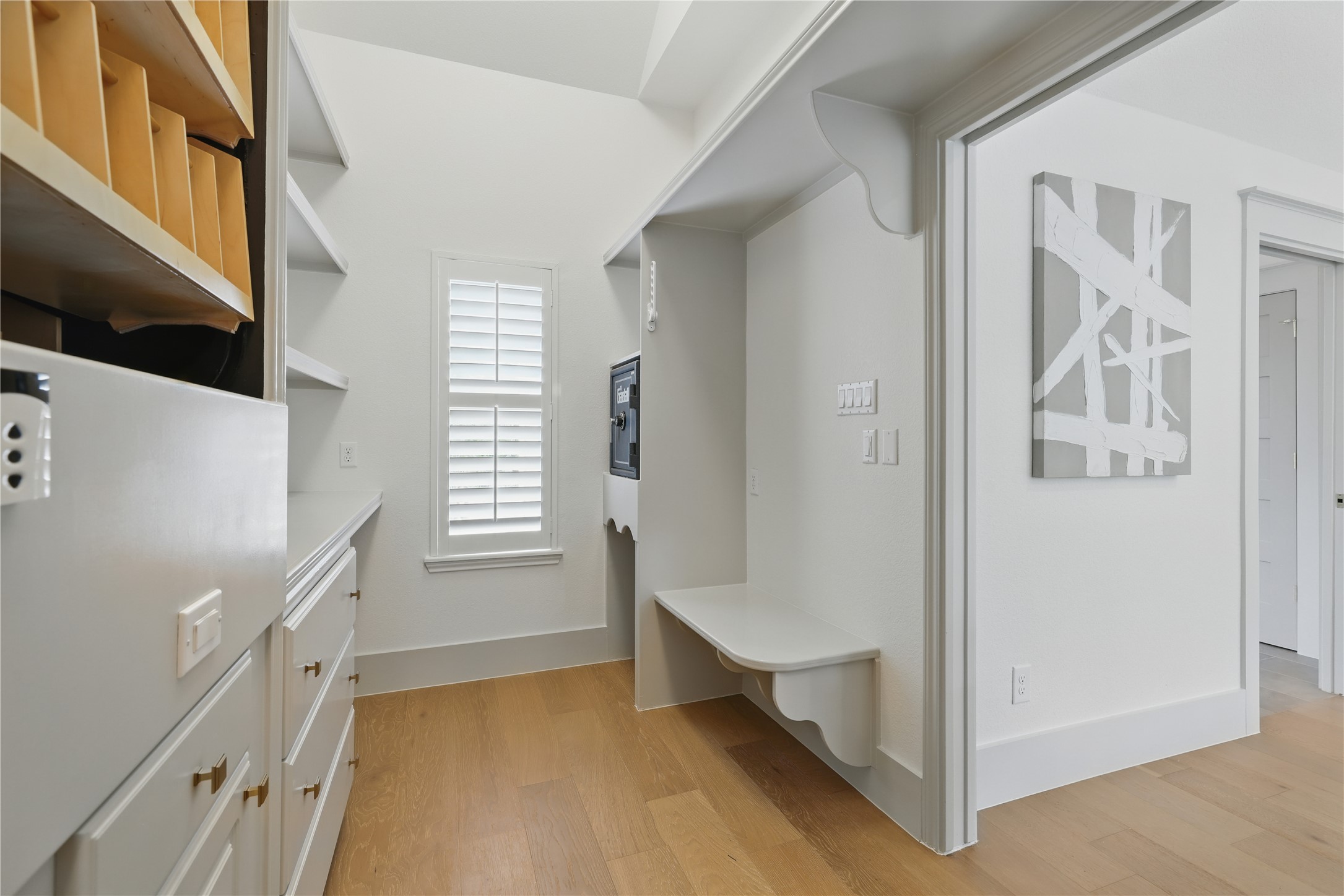 6905 Rudi Cove Austin, TX 78759 - Photo 29 of 36 a view of an empty room with a window