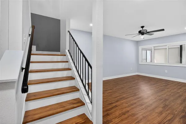 $3,200 | 6660 Cape Hatteras Way Northeast, Unit 1, St. Petersburg, FL 33702