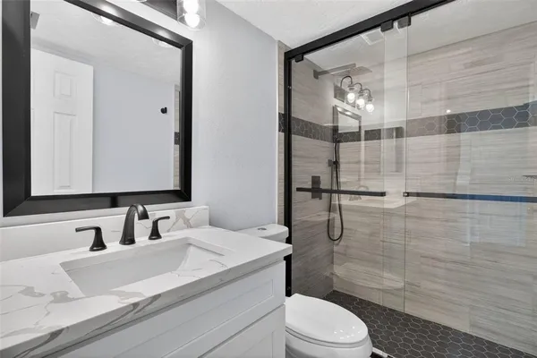 $3,200 | 6660 Cape Hatteras Way Northeast, Unit 1, St. Petersburg, FL 33702