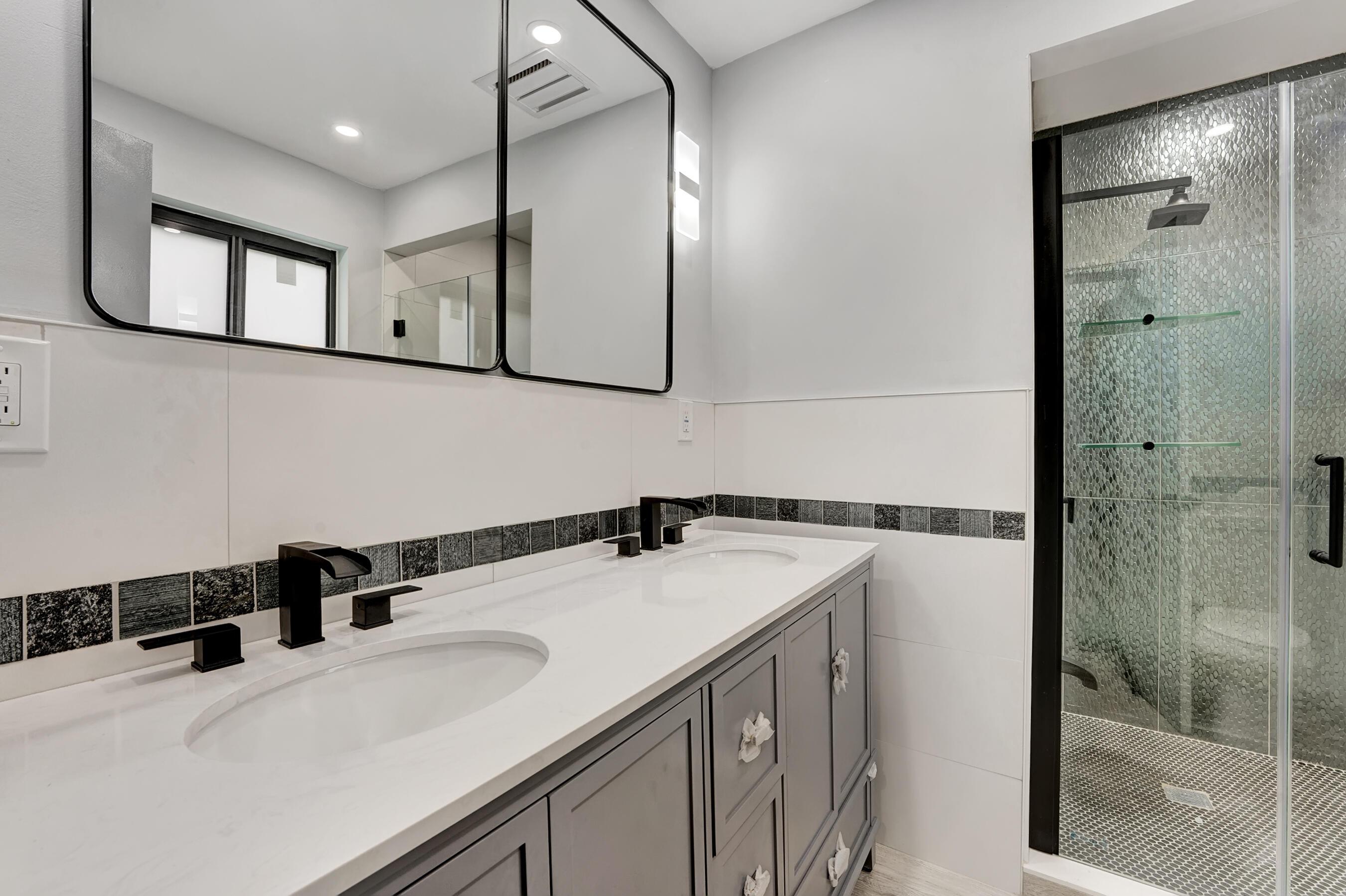 806 Southwest 2nd Street Boca Raton, FL 33486 - Photo 19 of 35 DSC05971