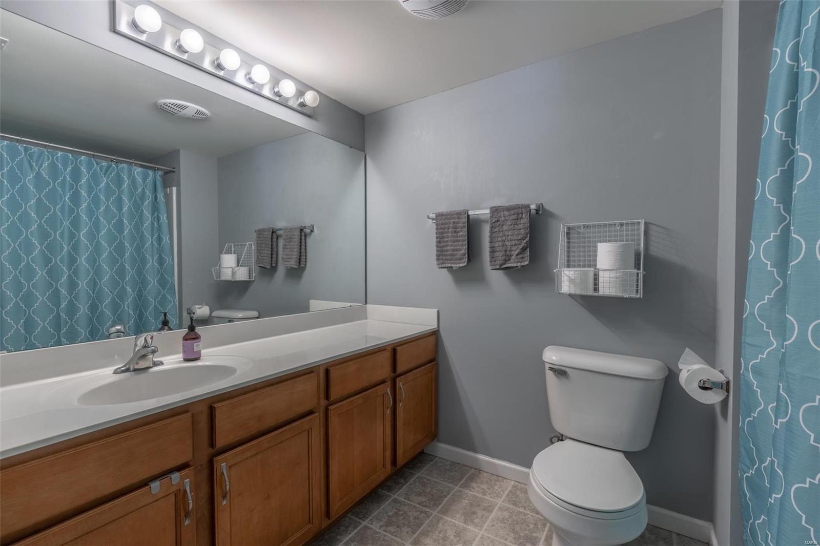 6203 Spring River Drive O'Fallon, MO 63368 - Photo 9 of 12