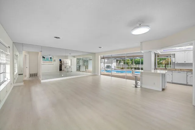 $774,900 | 262 Northeast 24th Court, Boca Raton, FL 33431