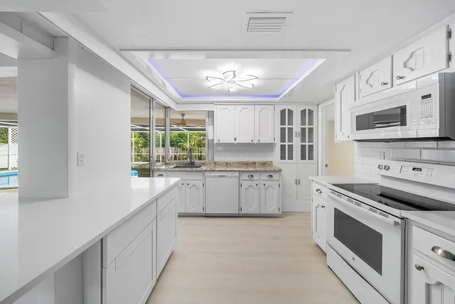 $774,900 | 262 Northeast 24th Court, Boca Raton, FL 33431