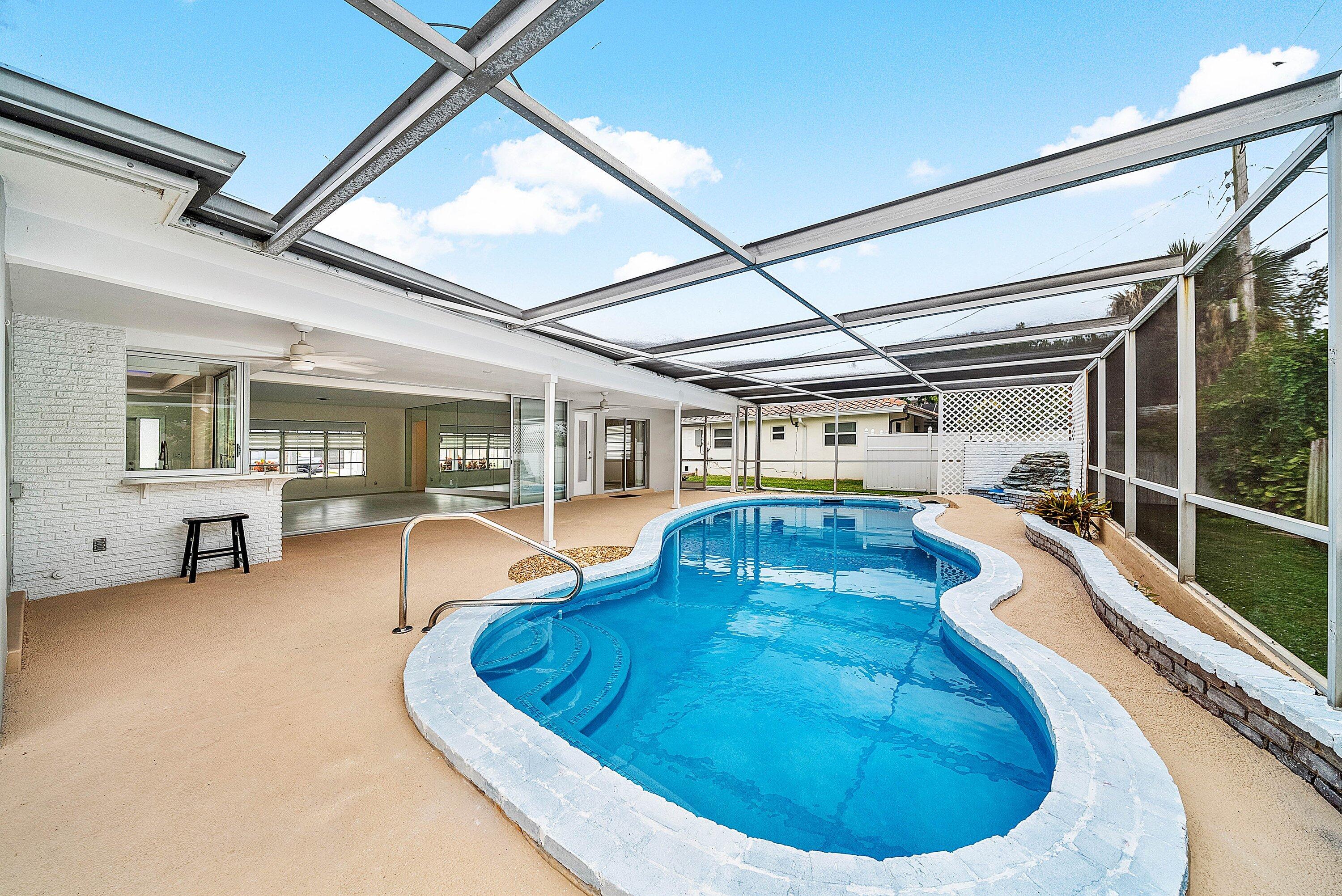 262 Northeast 24th Court Boca Raton, FL 33431 - Photo 27 of 51 262 NE 24th Court (30)