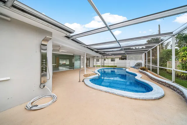 $774,900 | 262 Northeast 24th Court, Boca Raton, FL 33431