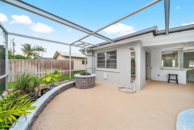 $774,900 | 262 Northeast 24th Court, Boca Raton, FL 33431