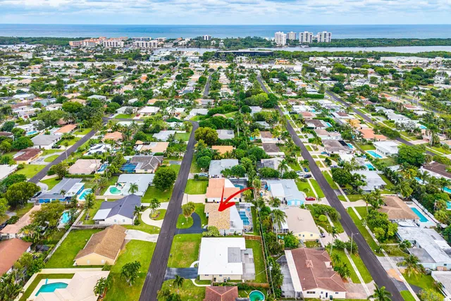 $774,900 | 262 Northeast 24th Court, Boca Raton, FL 33431