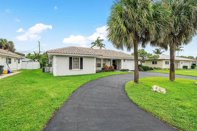 $774,900 | 262 Northeast 24th Court, Boca Raton, FL 33431