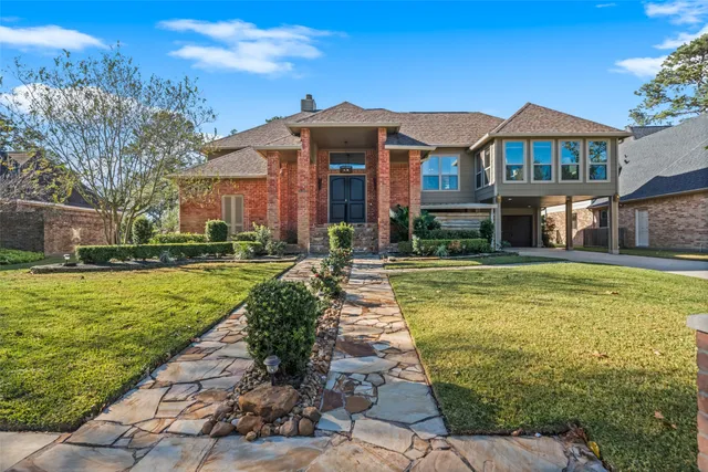 $597,500 | 8314 Atascocita Lake Way, Humble, TX 77346