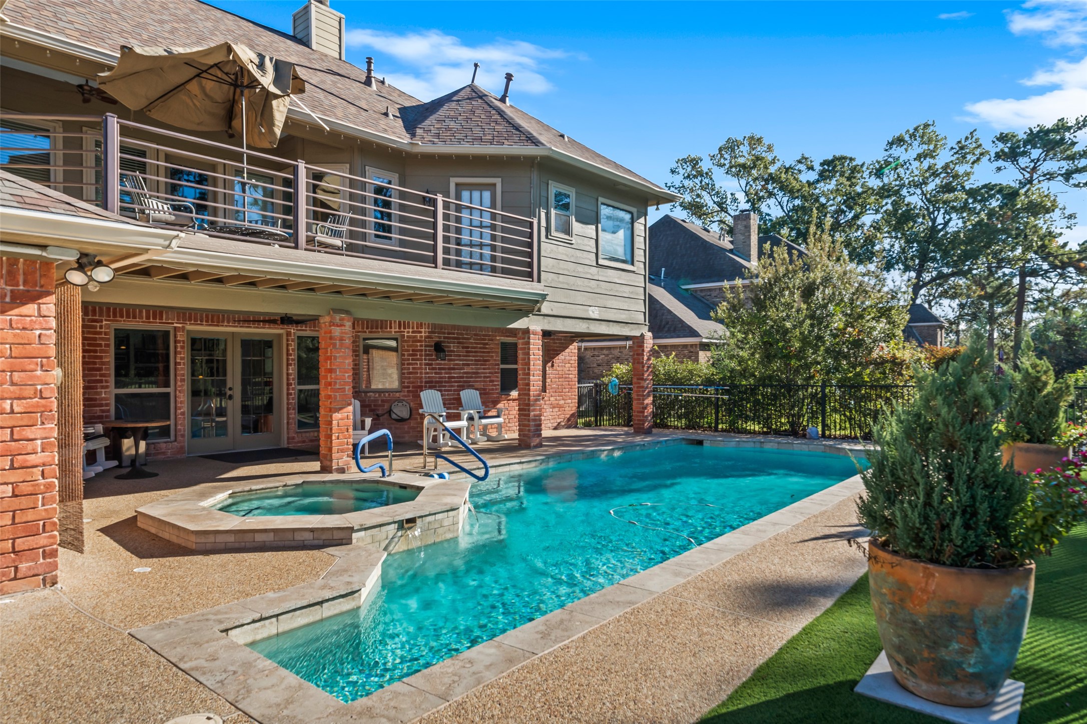 8314 Atascocita Lake Way Humble, TX 77346 - Photo 5 of 47 front view of a house with a yard