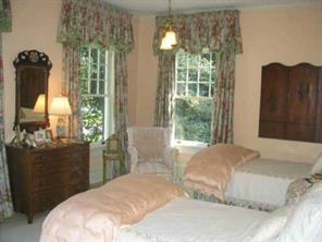1116 Queens Road Charlotte, NC 28207 - Photo 7 of 8 Gallery Image 7