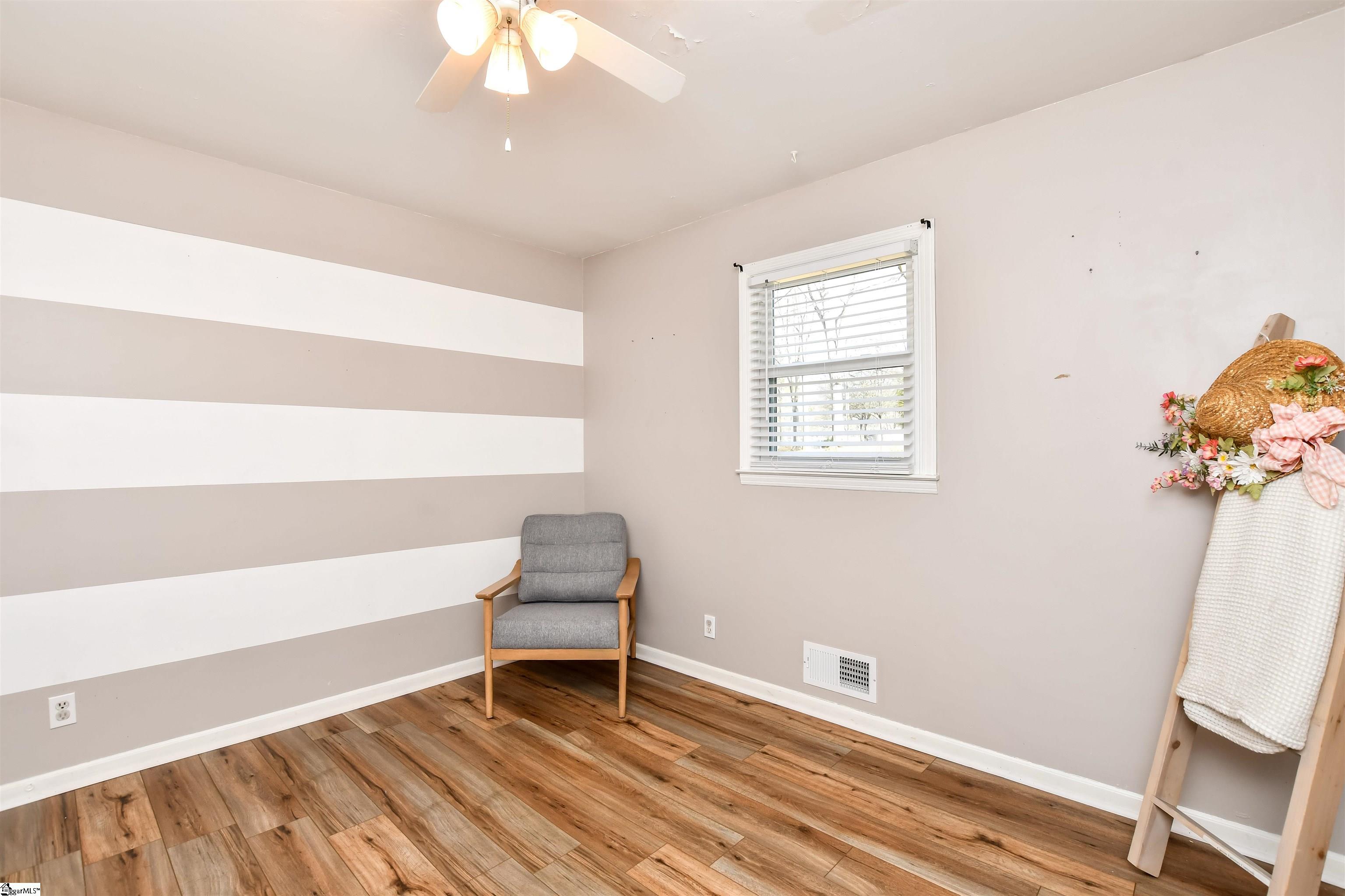 160 State Rd S-42-9222 Boiling Springs, SC 29316 - Photo 4 of 21 Gallery Image 4
