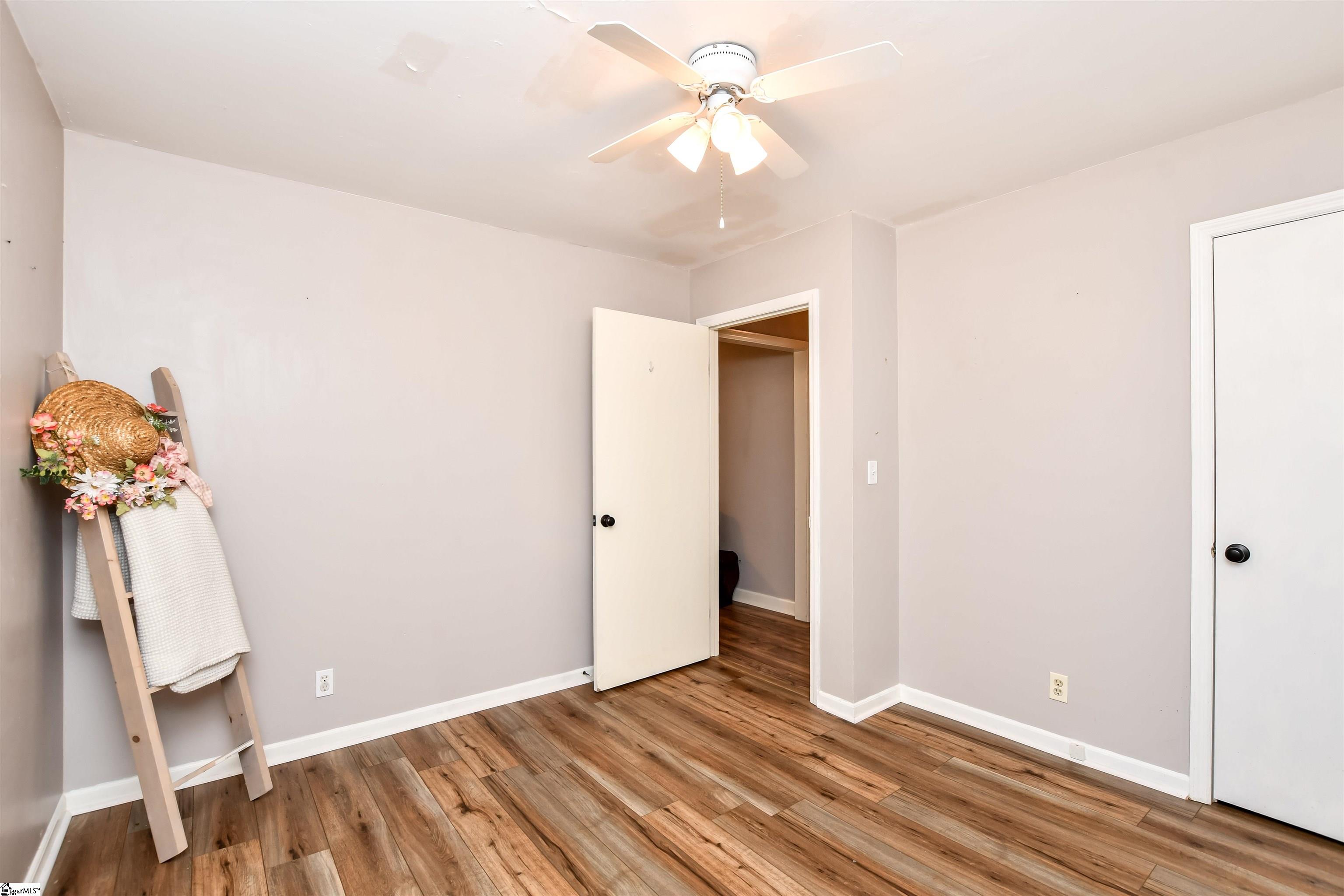 160 State Rd S-42-9222 Boiling Springs, SC 29316 - Photo 5 of 21 Gallery Image 5