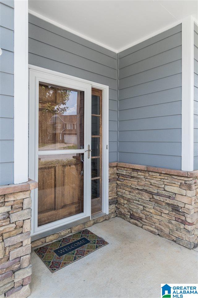 313 Nottingham Drive Calera, AL 35040 - Photo 5 of 34