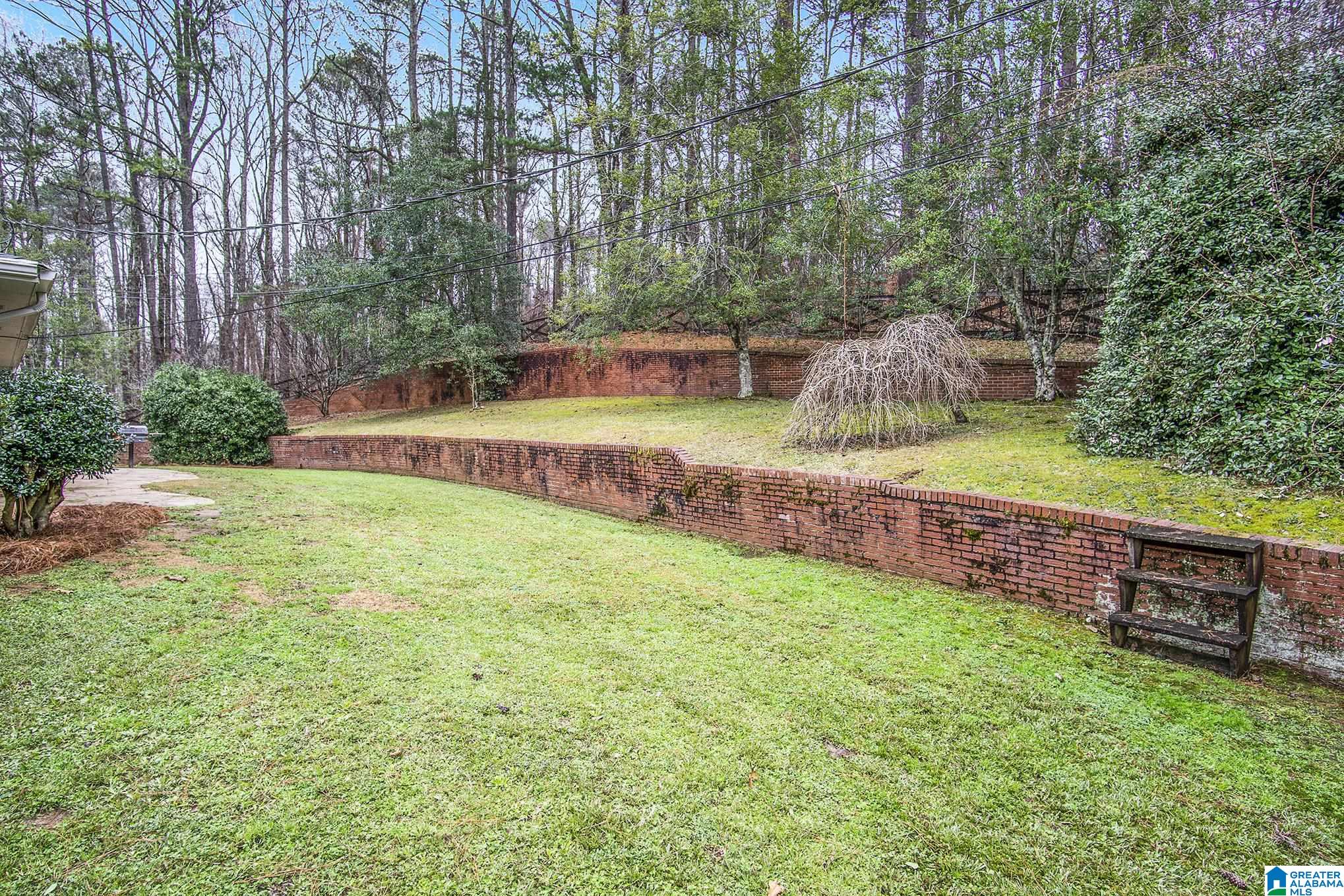 2751 Eastern Valley Road Leeds, AL 35094 - Photo 40 of 47