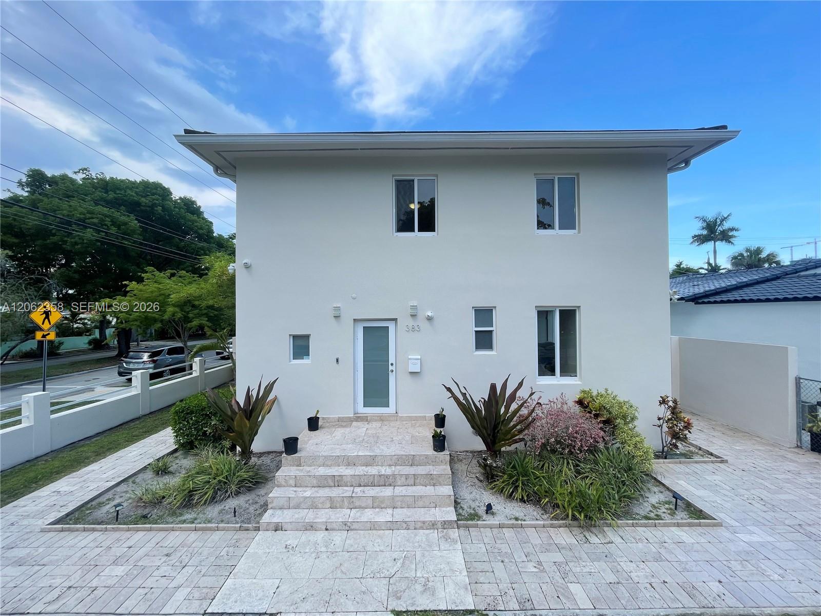 383 Southwest 25th Road Miami, FL 33129 - Photo 1 of 33 Front of House