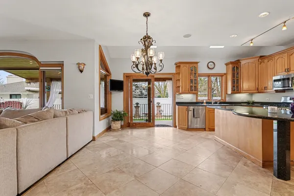 $1,399,999 | 2975 Glenview Road, Glenview, IL 60025