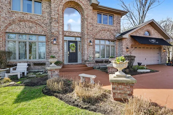 $1,399,999 | 2975 Glenview Road, Glenview, IL 60025