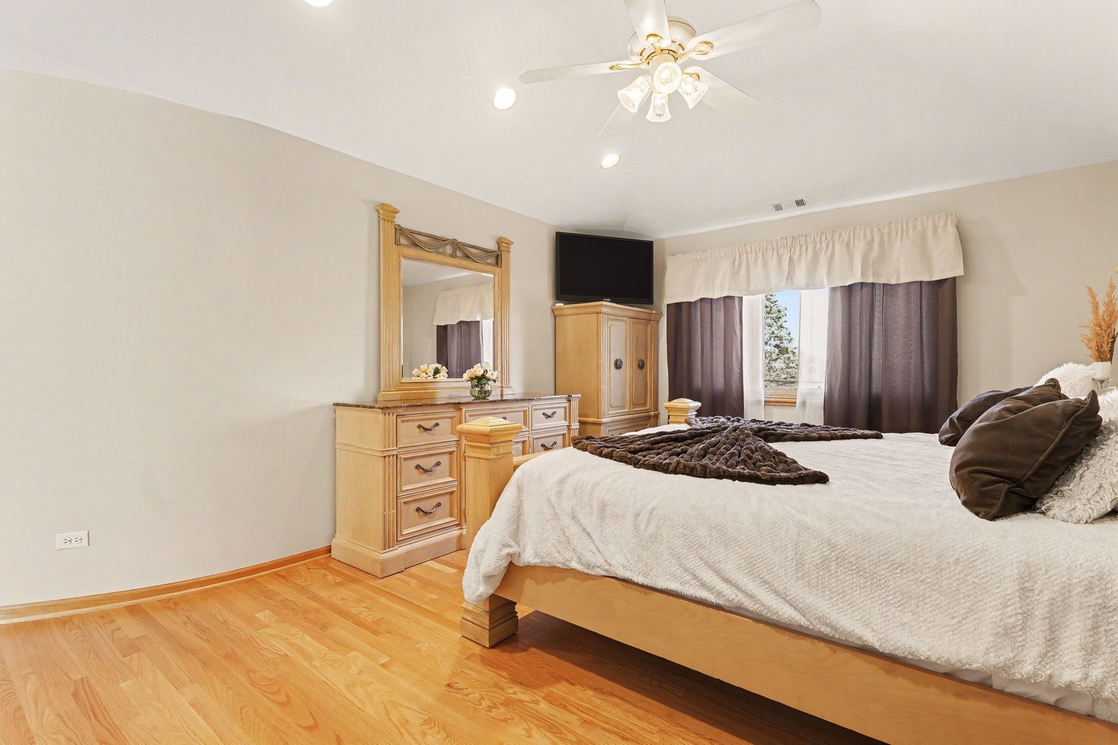 2975 Glenview Road Glenview, IL 60025 - Photo 31 of 60