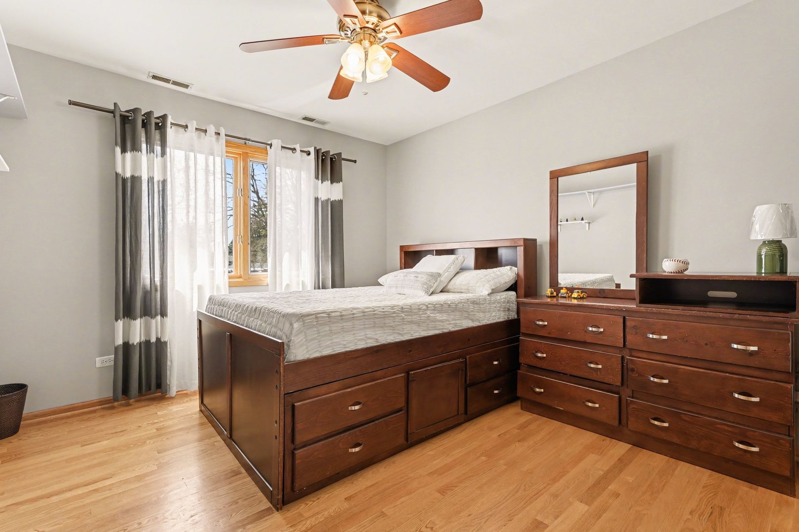 2975 Glenview Road Glenview, IL 60025 - Photo 36 of 60