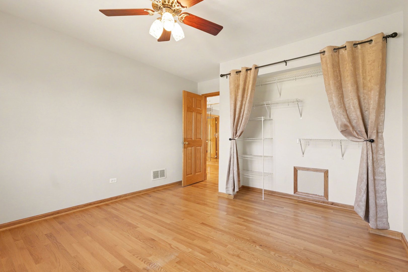 2975 Glenview Road Glenview, IL 60025 - Photo 39 of 60