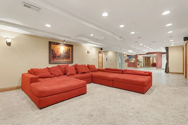 $1,399,999 | 2975 Glenview Road, Glenview, IL 60025