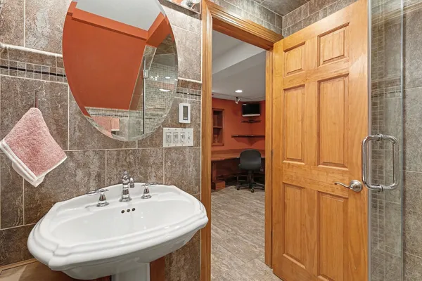 $1,399,999 | 2975 Glenview Road, Glenview, IL 60025