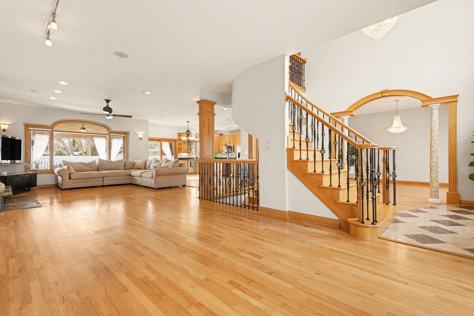 2975 Glenview Road Glenview, IL 60025 - Photo 7 of 60