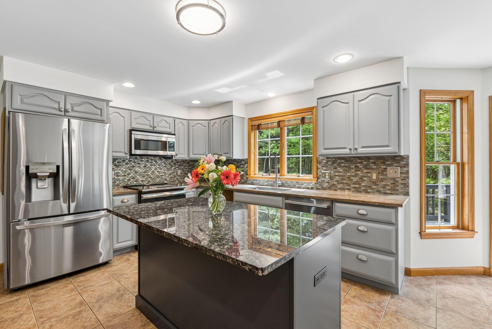 8 Whitney Way Topsham, ME 04086 - Photo 14 of 46 8 Whitney 31_DSC04679