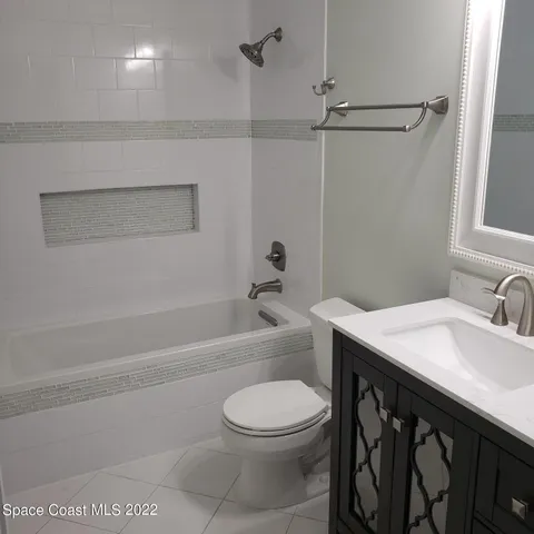 $5,500 | 215 Andros Avenue, Cocoa Beach, FL 32931