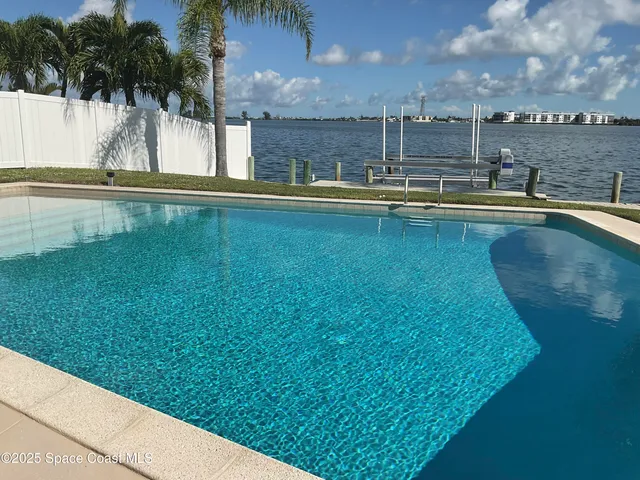 $5,500 | 215 Andros Avenue, Cocoa Beach, FL 32931