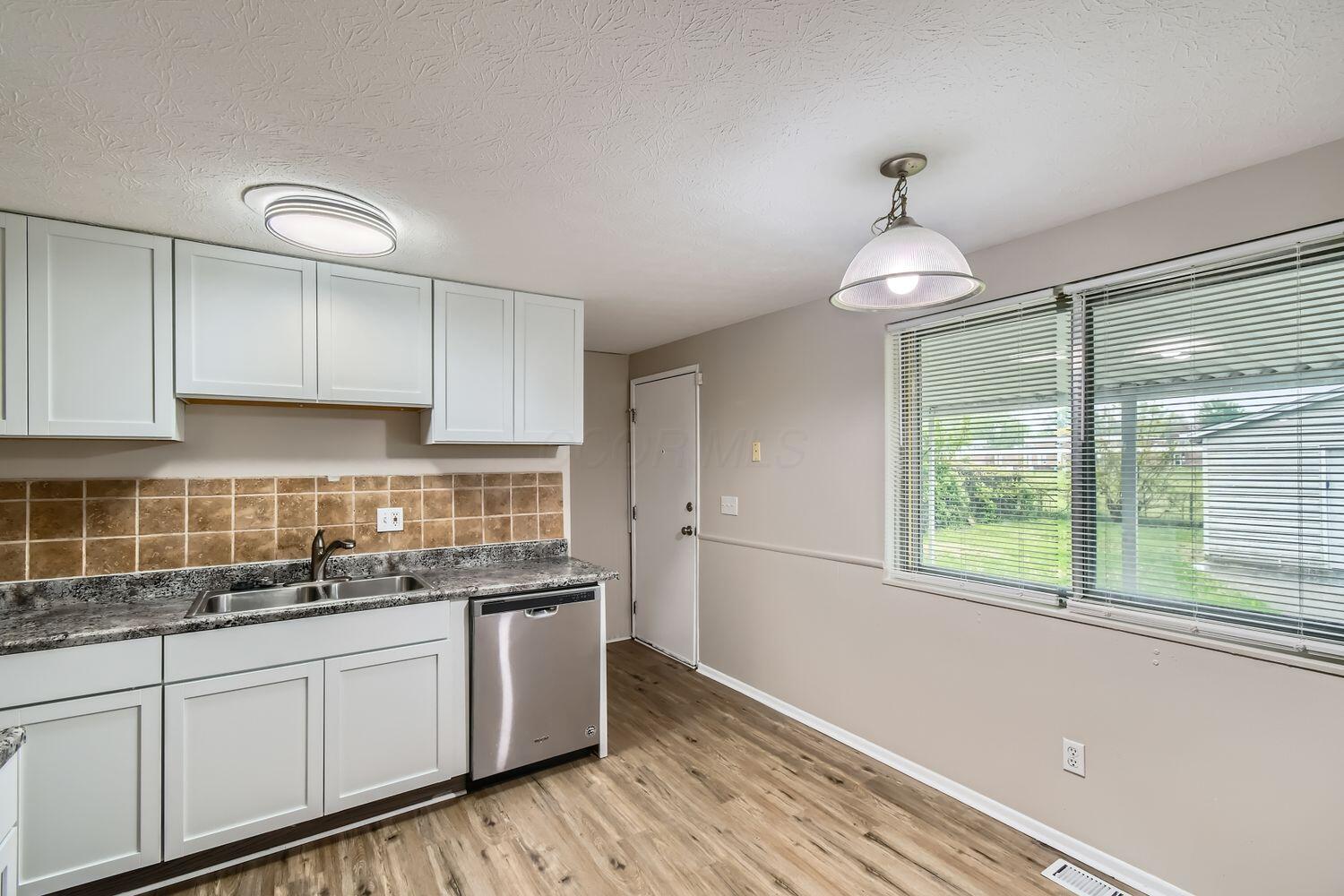 1833 Brookfield Road Columbus, OH 43229 - Photo 11 of 28 1833 Brookfield Rd - Web Quality - 011 -
